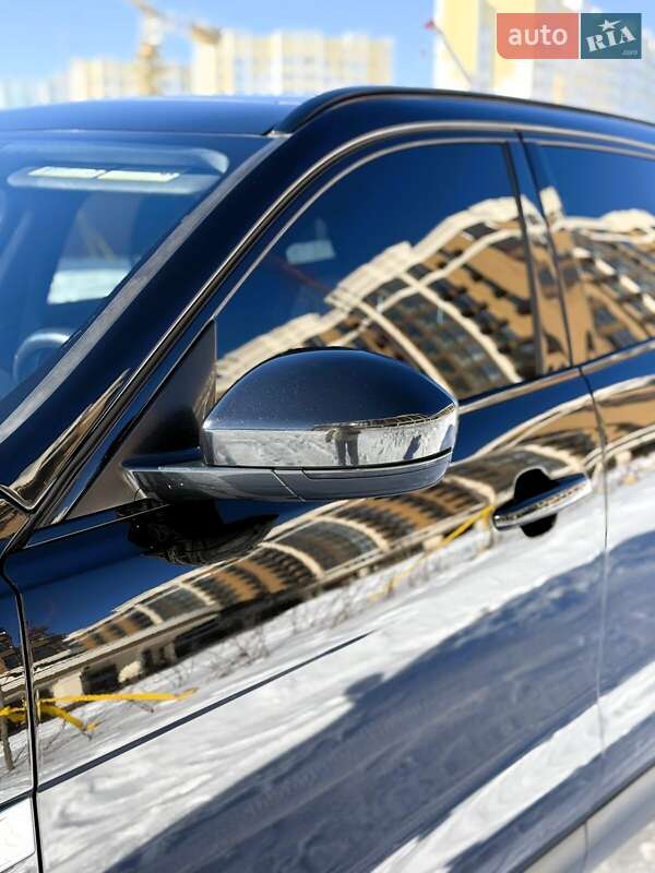 Внедорожник / Кроссовер Jaguar F-Pace 2017 в Киеве фото 23 Внедорожник / Кроссовер Jaguar F-Pace 2017 в Киеве