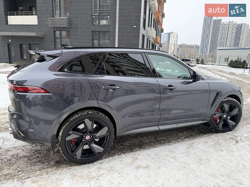 Внедорожник / Кроссовер Jaguar F-Pace 2021 в Киеве