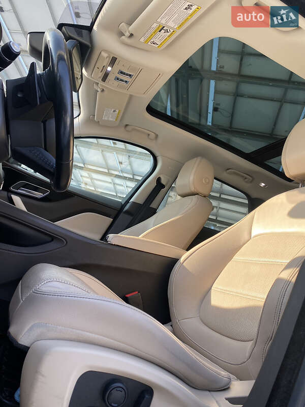 Внедорожник / Кроссовер Jaguar F-Pace 2017 в Львове