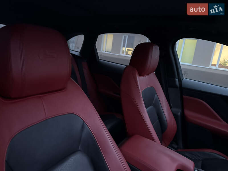 Внедорожник / Кроссовер Jaguar F-Pace 2017 в Днепре фото 47 Внедорожник / Кроссовер Jaguar F-Pace 2017 в Днепре