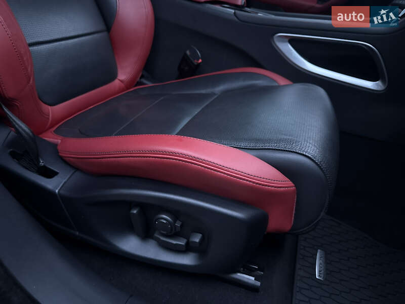 Внедорожник / Кроссовер Jaguar F-Pace 2017 в Днепре фото 52 Внедорожник / Кроссовер Jaguar F-Pace 2017 в Днепре