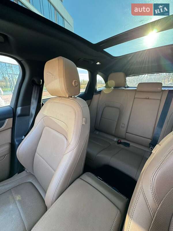 Внедорожник / Кроссовер Jaguar F-Pace 2021 в Ровно фото 35 Внедорожник / Кроссовер Jaguar F-Pace 2021 в Ровно