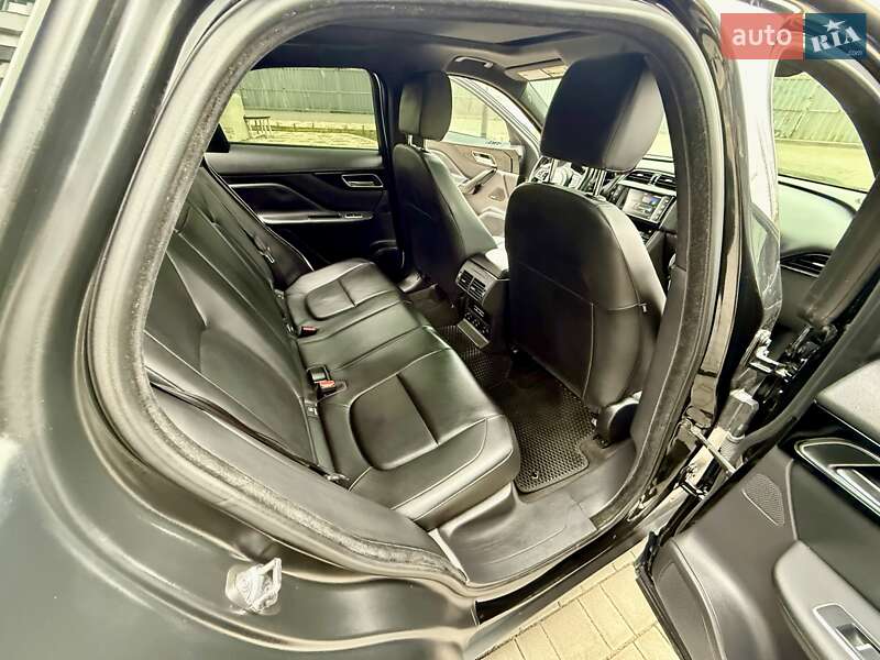 Внедорожник / Кроссовер Jaguar F-Pace 2016 в Одессе