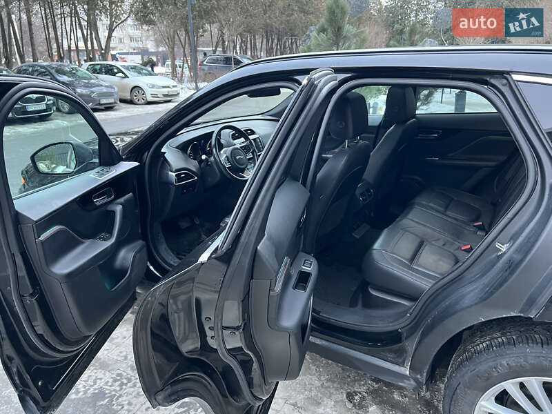 Позашляховик / Кросовер Jaguar F-Pace 2018 в Львові