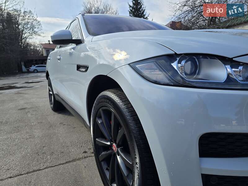 Внедорожник / Кроссовер Jaguar F-Pace 2016 в Одессе