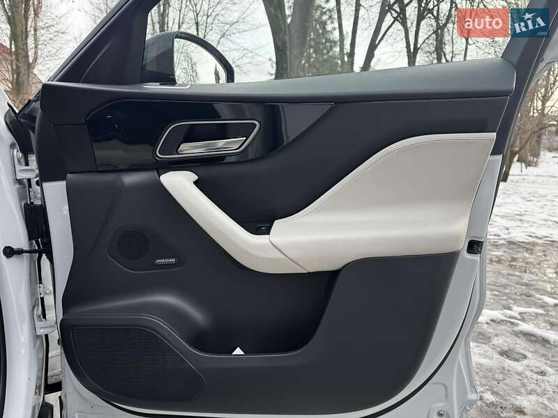 Внедорожник / Кроссовер Jaguar F-Pace 2018 в Киеве