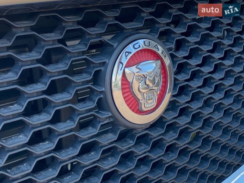 Внедорожник / Кроссовер Jaguar F-Pace 2017 в Киеве