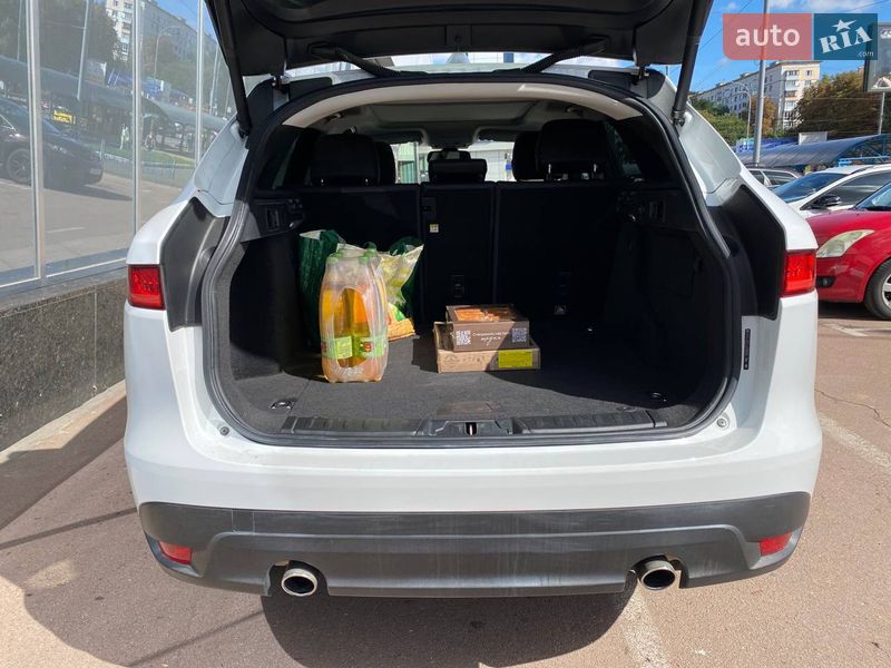 Внедорожник / Кроссовер Jaguar F-Pace 2017 в Киеве