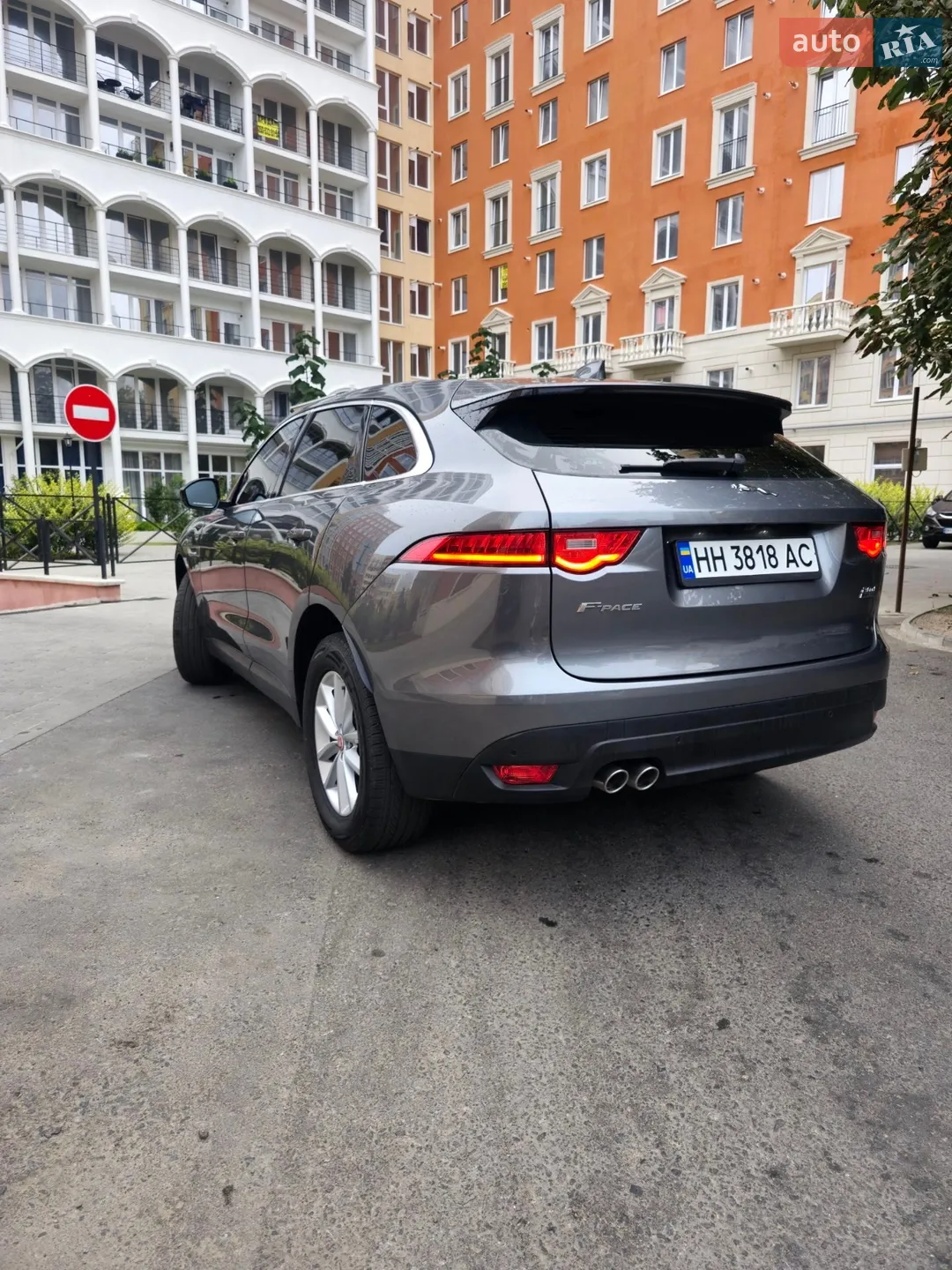 2016 Jaguar F-Pace - мініатюра 9