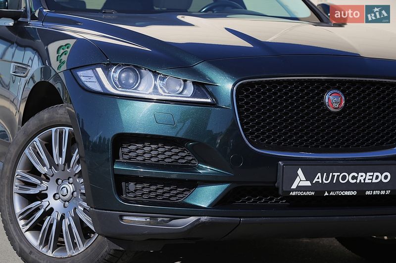Внедорожник / Кроссовер Jaguar F-Pace 2016 в Киеве