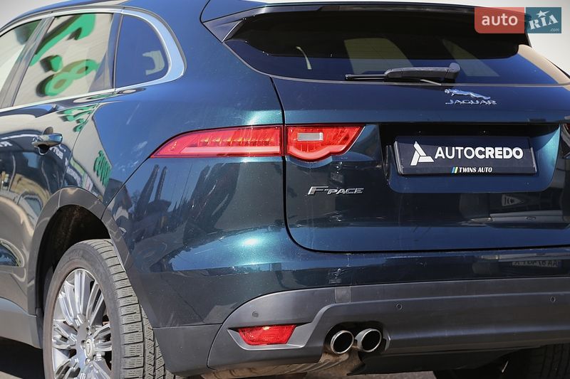 Внедорожник / Кроссовер Jaguar F-Pace 2016 в Киеве