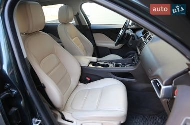 Внедорожник / Кроссовер Jaguar F-Pace 2016 в Киеве