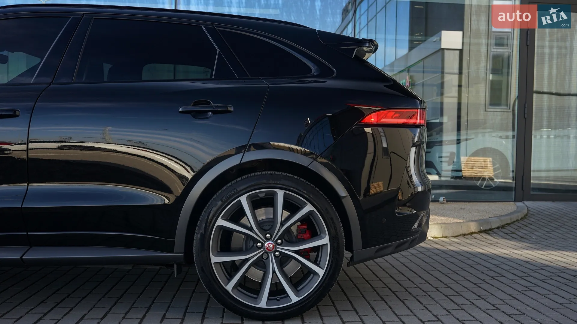 2019 Jaguar F-Pace - мініатюра 4