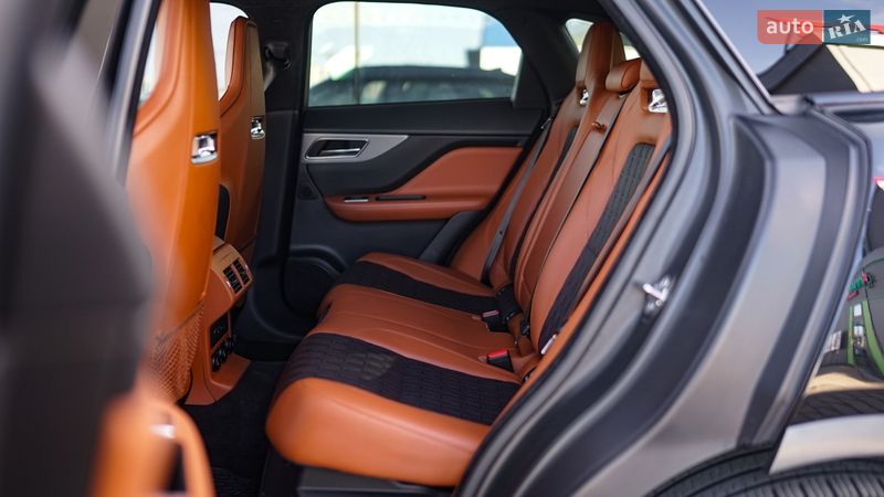 Позашляховик / Кросовер Jaguar F-Pace 2019 в Львові