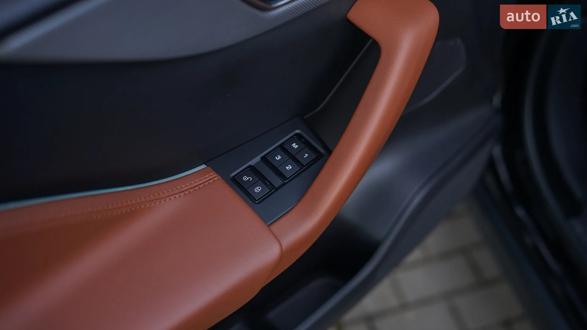 2019 Jaguar F-Pace - мініатюра 27