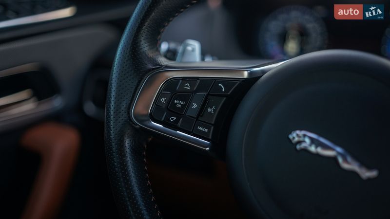 Позашляховик / Кросовер Jaguar F-Pace 2019 в Львові