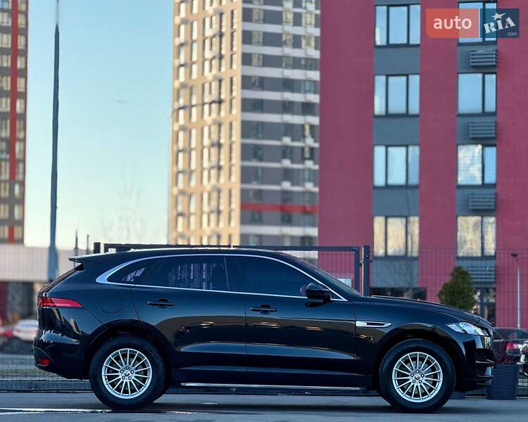 Внедорожник / Кроссовер Jaguar F-Pace 2016 в Киеве