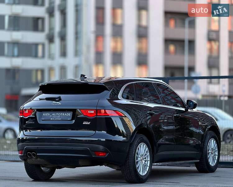 Внедорожник / Кроссовер Jaguar F-Pace 2016 в Киеве