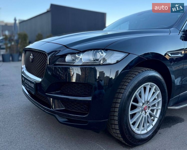 Внедорожник / Кроссовер Jaguar F-Pace 2016 в Киеве