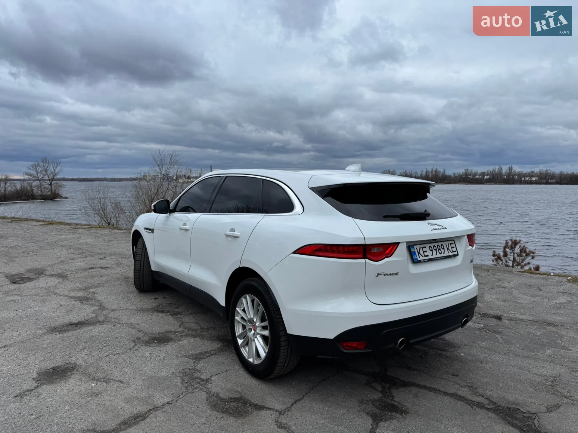 2016 Jaguar F-Pace - мініатюра 8