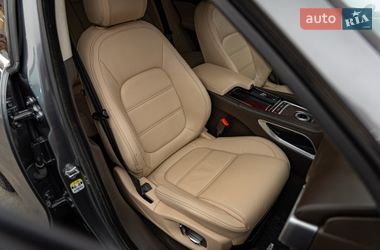 Внедорожник / Кроссовер Jaguar F-Pace 2019 в Киеве