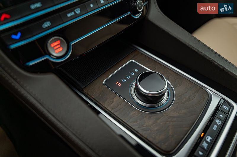 Внедорожник / Кроссовер Jaguar F-Pace 2019 в Киеве