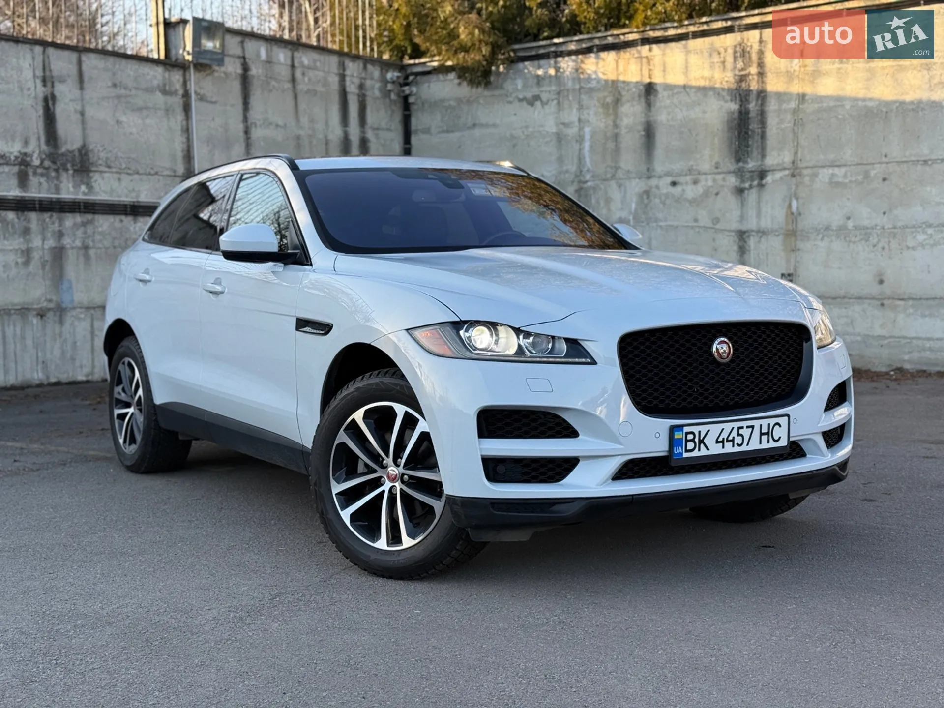 2018 Jaguar F-Pace - мініатюра 4