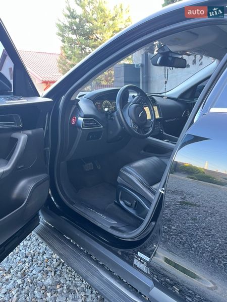 Позашляховик / Кросовер Jaguar F-Pace 2016 в Львові