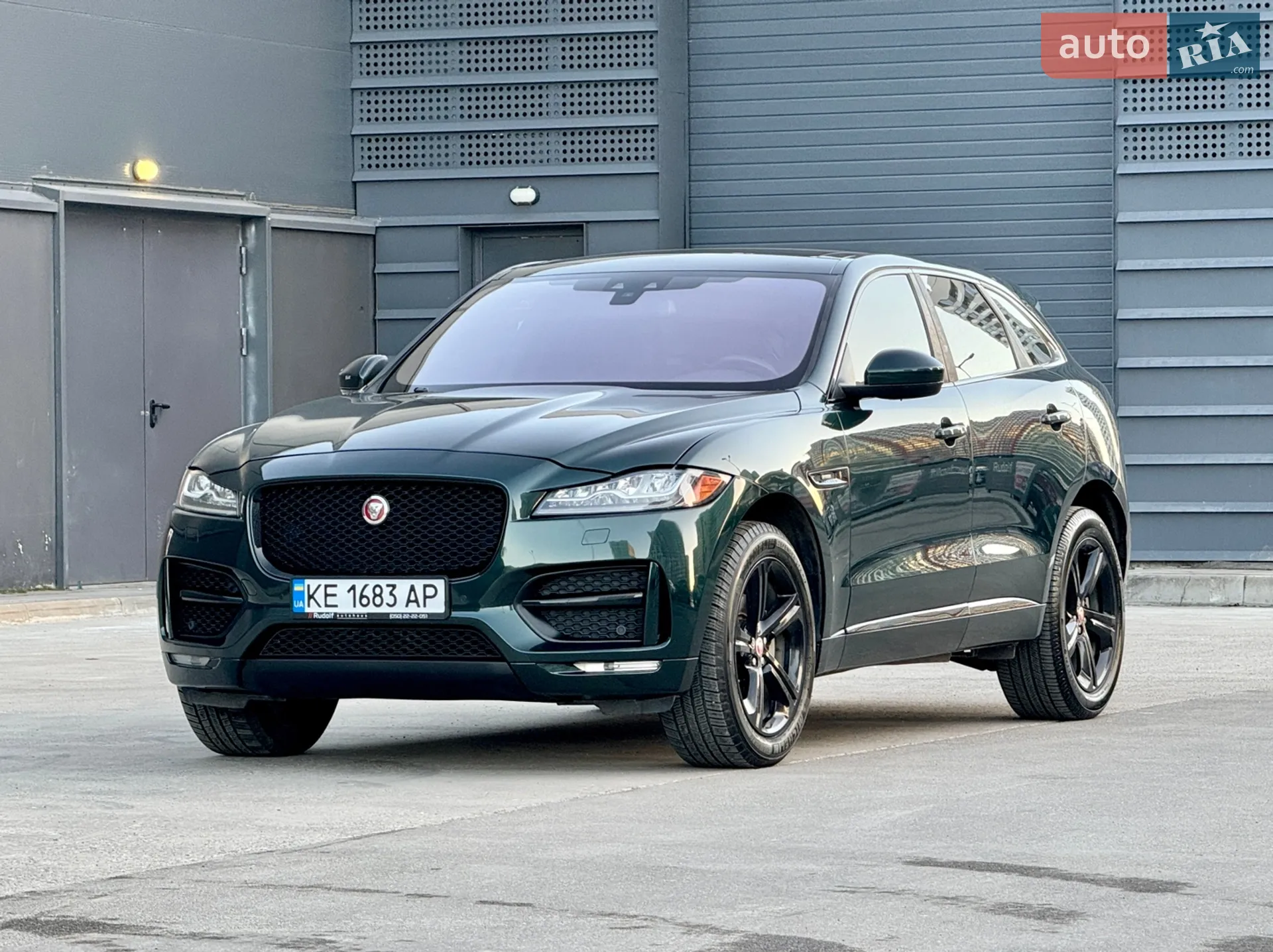 2016 Jaguar F-Pace - мініатюра 8