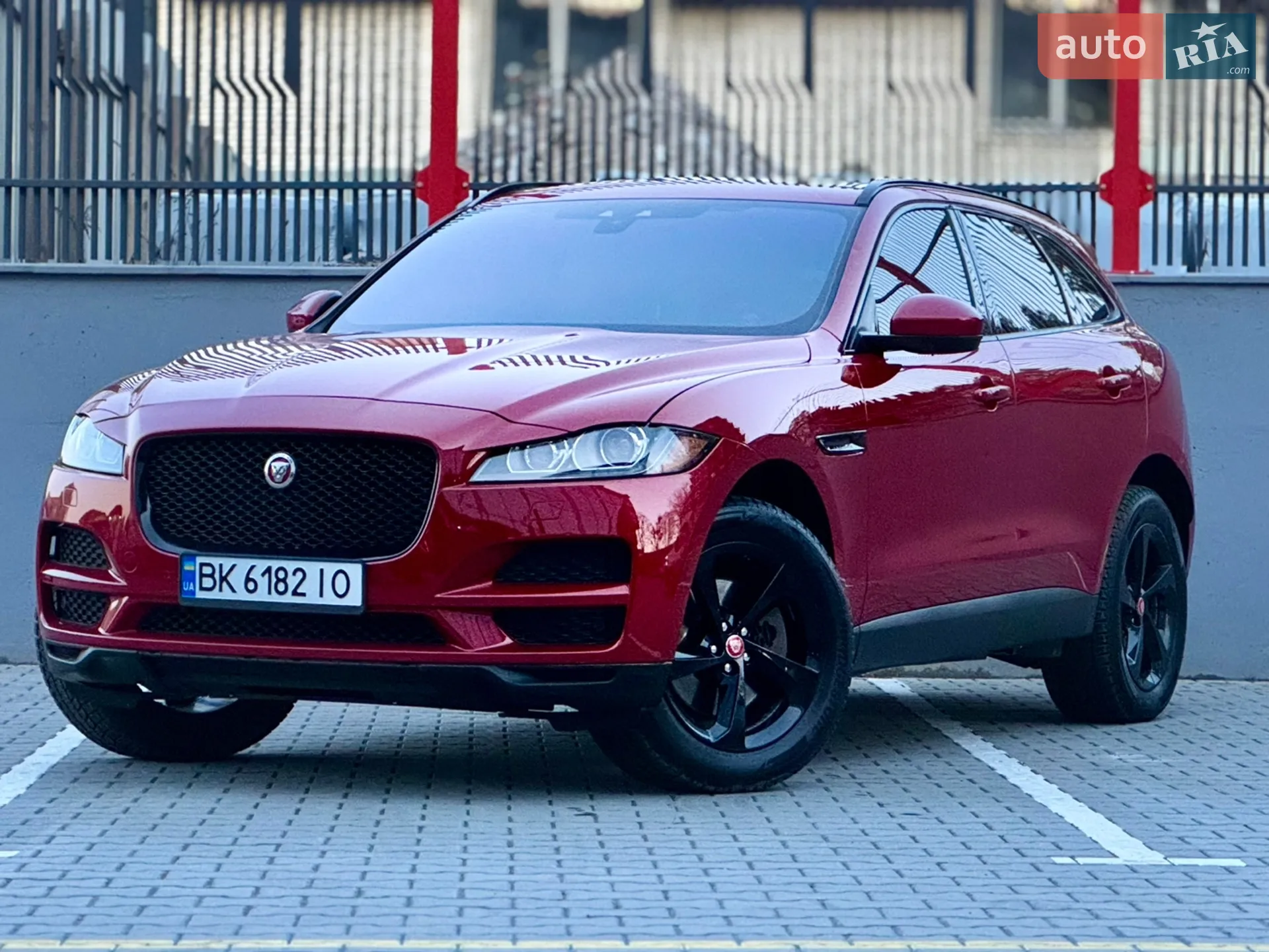 2016 Jaguar F-Pace - мініатюра 15