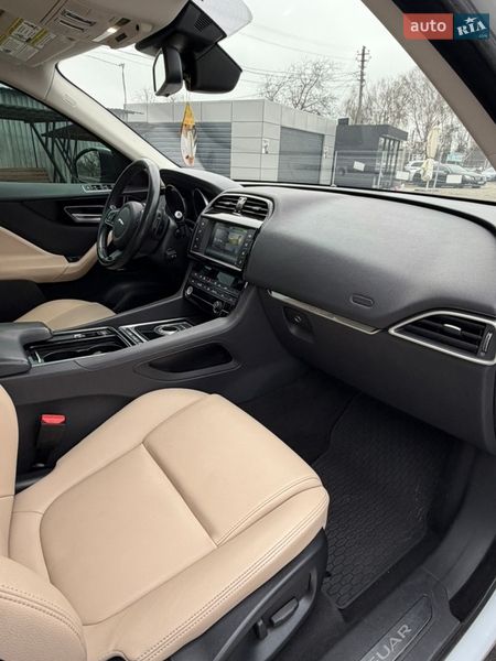 Внедорожник / Кроссовер Jaguar F-Pace 2017 в Белой Церкви фото 31 Внедорожник / Кроссовер Jaguar F-Pace 2017 в Белой Церкви