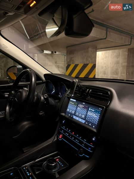 Позашляховик / Кросовер Jaguar F-Pace 2018 в Києві