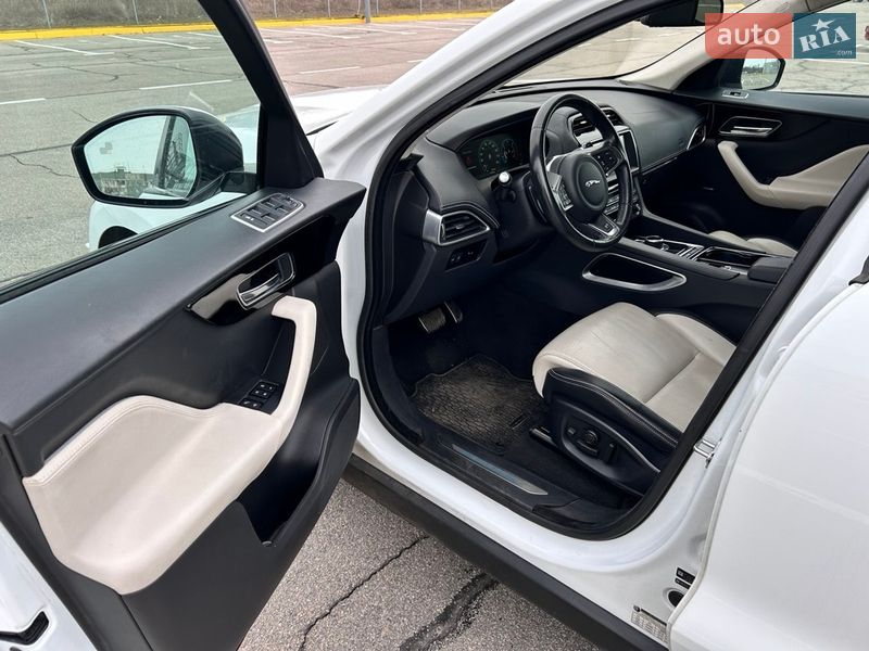 Позашляховик / Кросовер Jaguar F-Pace 2017 в Запоріжжі фото 6 Позашляховик / Кросовер Jaguar F-Pace 2017 в Запоріжжі
