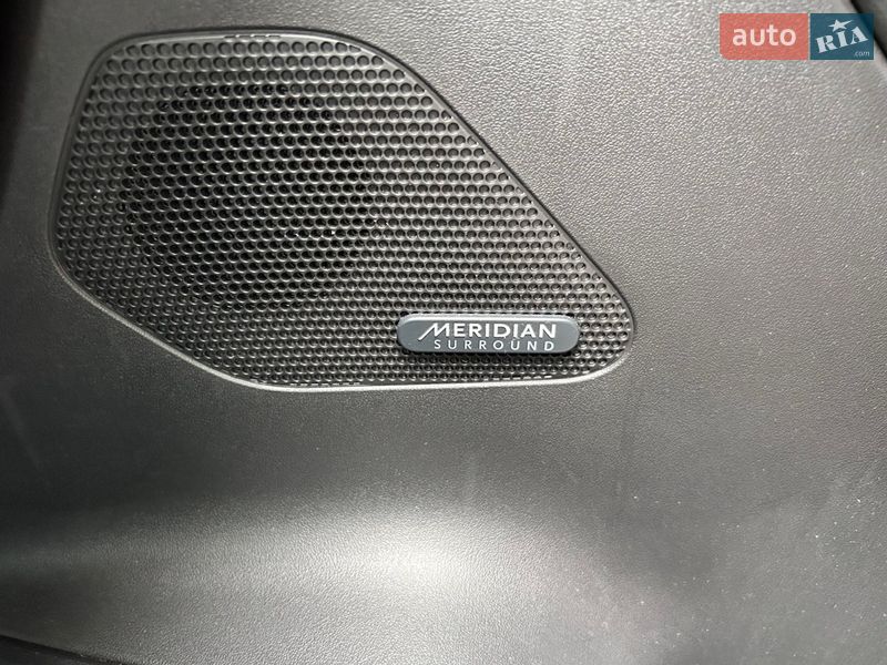 Позашляховик / Кросовер Jaguar F-Pace 2017 в Запоріжжі фото 15 Позашляховик / Кросовер Jaguar F-Pace 2017 в Запоріжжі