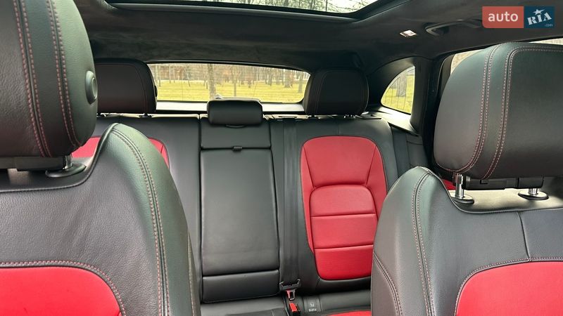 Внедорожник / Кроссовер Jaguar F-Pace 2019 в Киеве