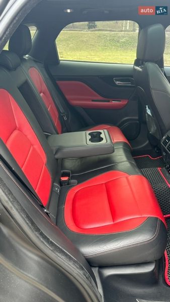 Внедорожник / Кроссовер Jaguar F-Pace 2019 в Киеве