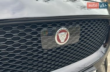 Внедорожник / Кроссовер Jaguar F-Pace 2019 в Киеве