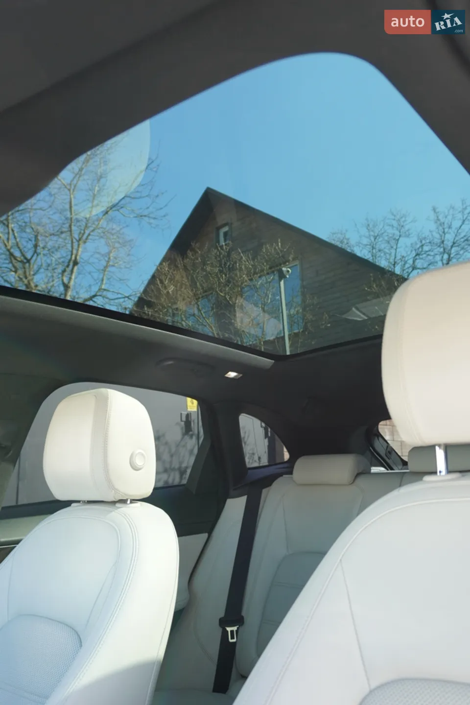 2016 Jaguar F-Pace - мініатюра 9