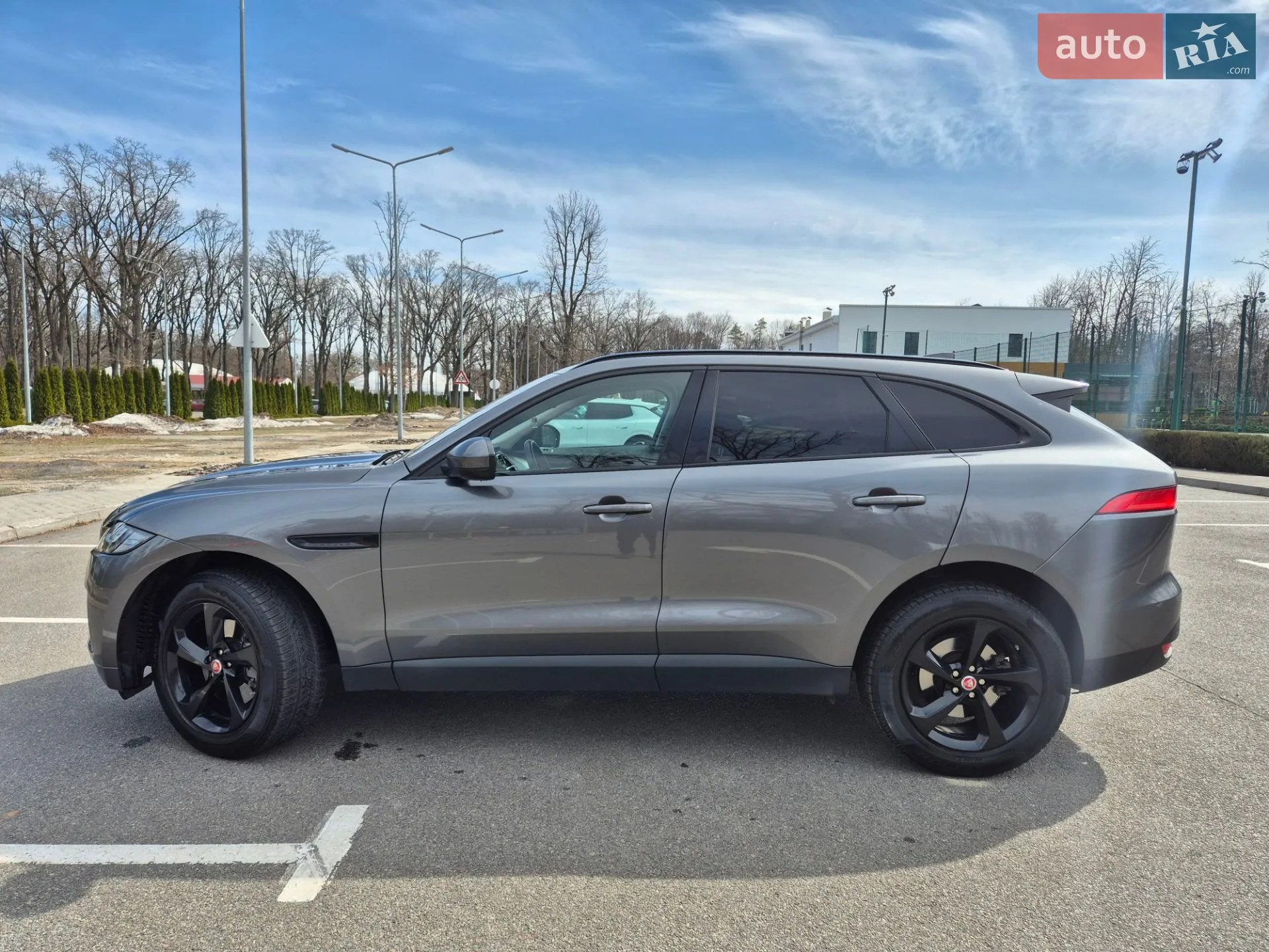2017 Jaguar F-Pace - мініатюра 2