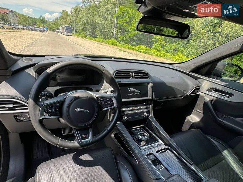 Внедорожник / Кроссовер Jaguar F-Pace 2016 в Луцке фото 8 Внедорожник / Кроссовер Jaguar F-Pace 2016 в Луцке