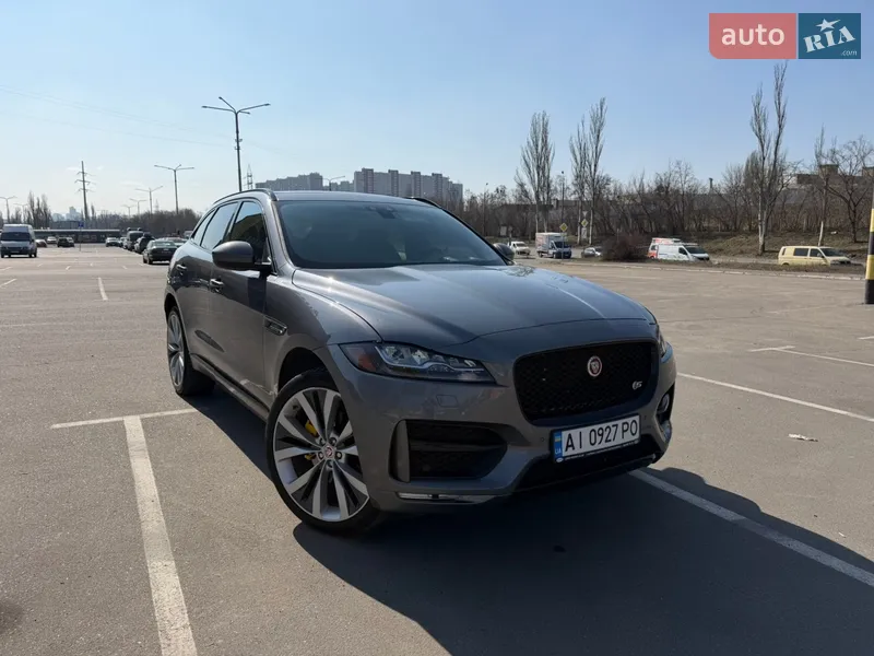 Jaguar F-Pace