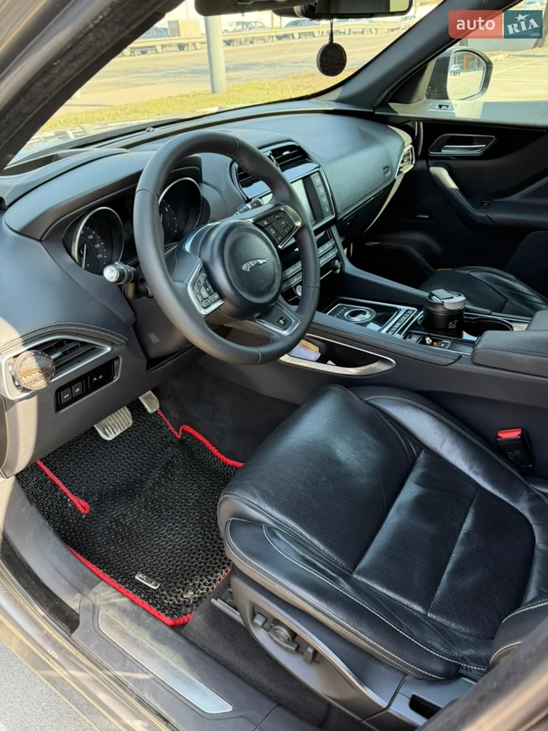 2016 Jaguar F-Pace - мініатюра 6