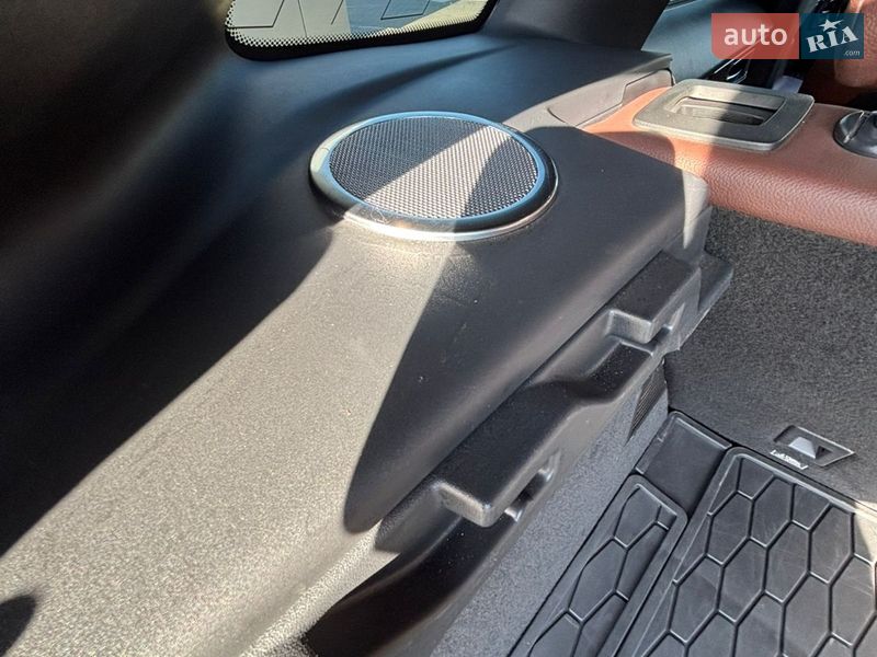 Внедорожник / Кроссовер Jaguar F-Pace 2016 в Кривом Роге фото 39 Внедорожник / Кроссовер Jaguar F-Pace 2016 в Кривом Роге