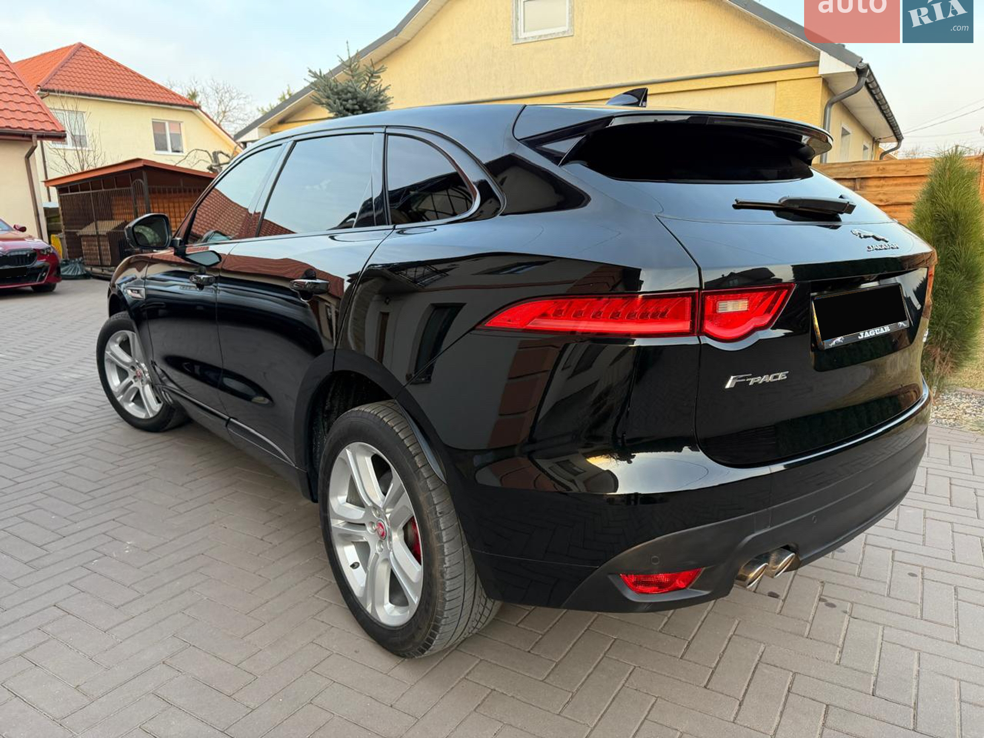 2017 Jaguar F-Pace - мініатюра 5