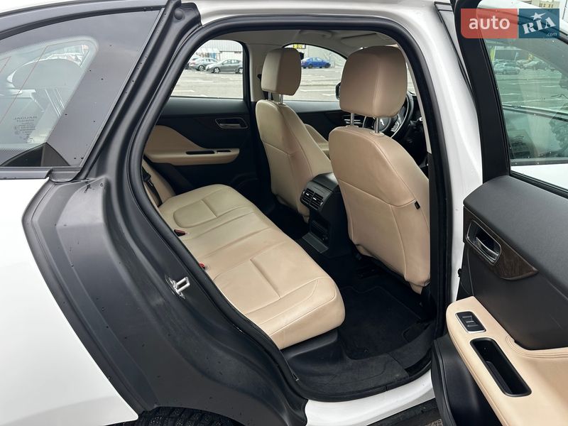 Внедорожник / Кроссовер Jaguar F-Pace 2018 в Харькове