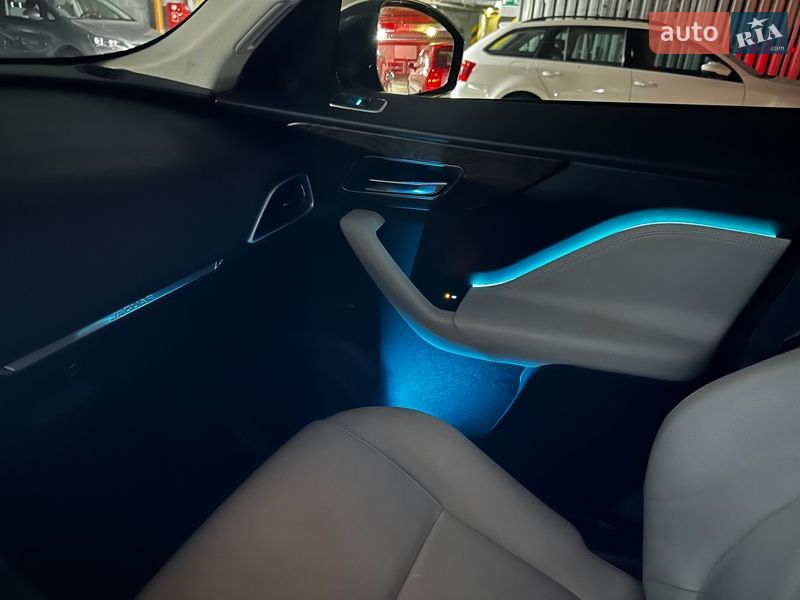 Внедорожник / Кроссовер Jaguar F-Pace 2018 в Харькове