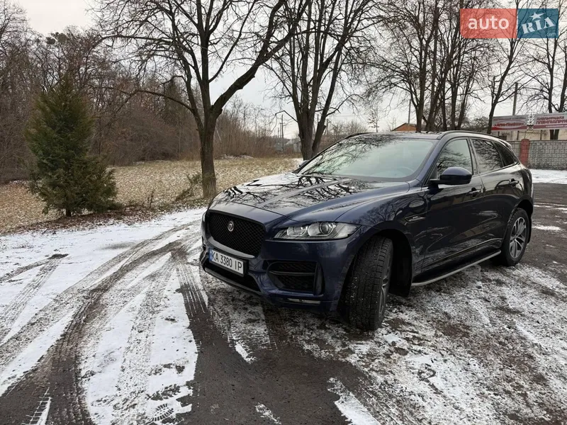 Jaguar F-Pace