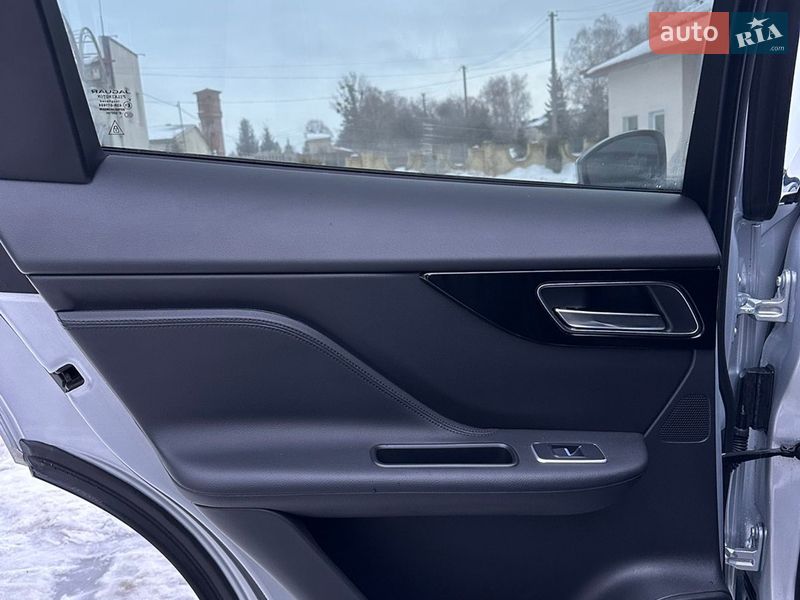 Внедорожник / Кроссовер Jaguar F-Pace 2018 в Николаеве фото 18 Внедорожник / Кроссовер Jaguar F-Pace 2018 в Николаеве