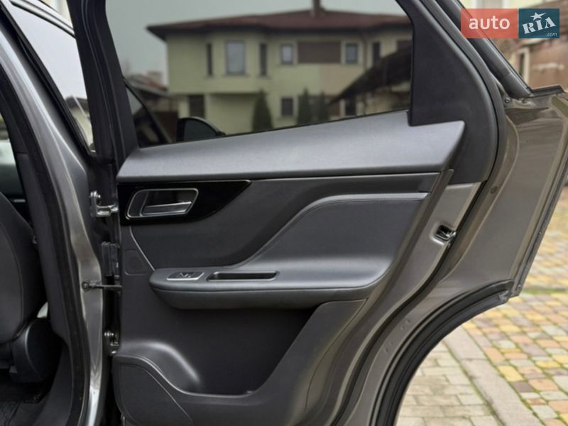 Позашляховик / Кросовер Jaguar F-Pace 2016 в Києві фото 32 Позашляховик / Кросовер Jaguar F-Pace 2016 в Києві