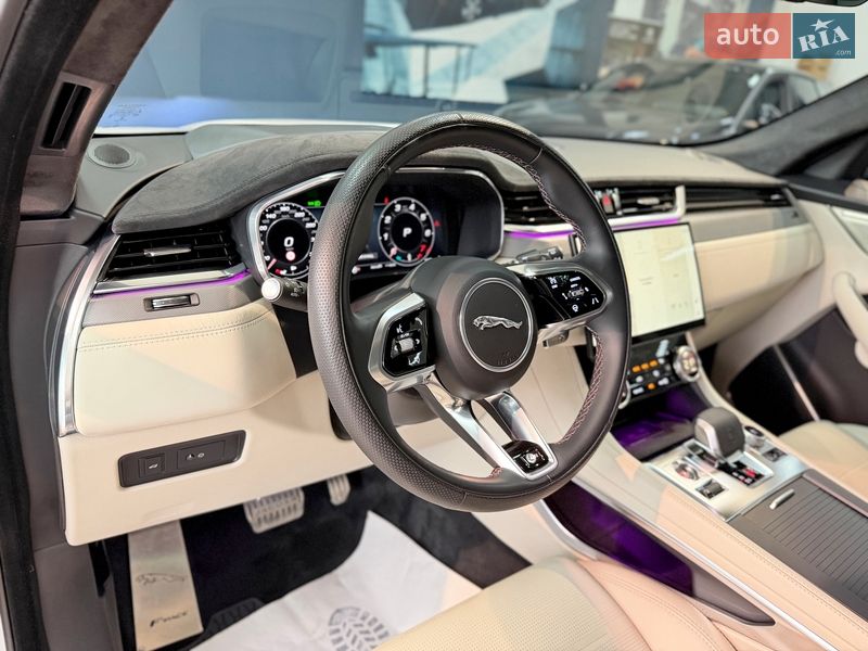 Позашляховик / Кросовер Jaguar F-Pace 2022 в Чернігові фото 15 Позашляховик / Кросовер Jaguar F-Pace 2022 в Чернігові
